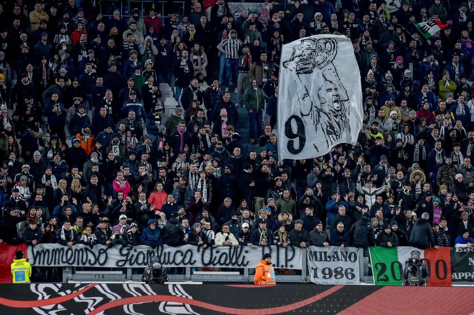 Juventus tifosi @Livephotosport